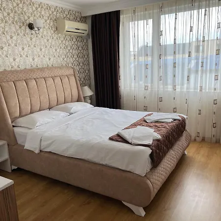 Sweet Homes 5 - For Guests * Slantchev Briag