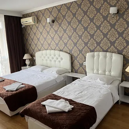 Sweet Homes 5 - For Guests