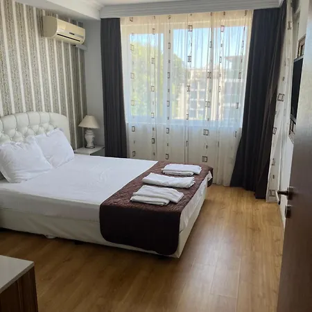 Sweet Homes 5 - For Guests Slantchev Briag