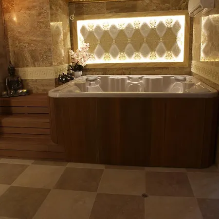 Апартамент Sweet Homes 5 - For Guests Слънчев бряг