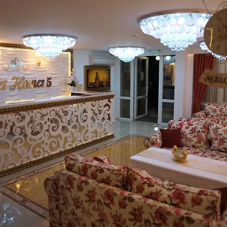 Апартамент Sweet Homes 5 - For Guests