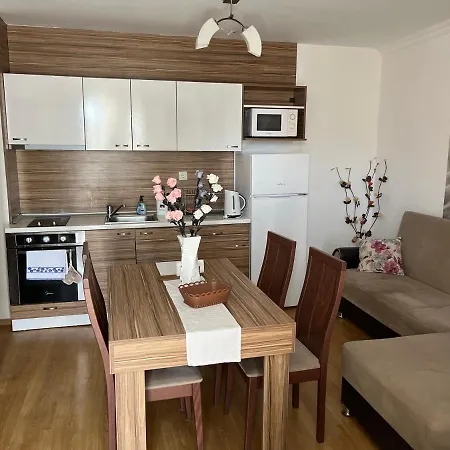 Sweet Homes 5 - For Guests Sunny Beach