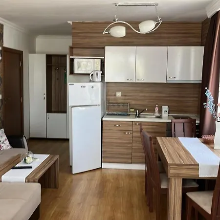 Апартамент Sweet Homes 5 - For Guests *